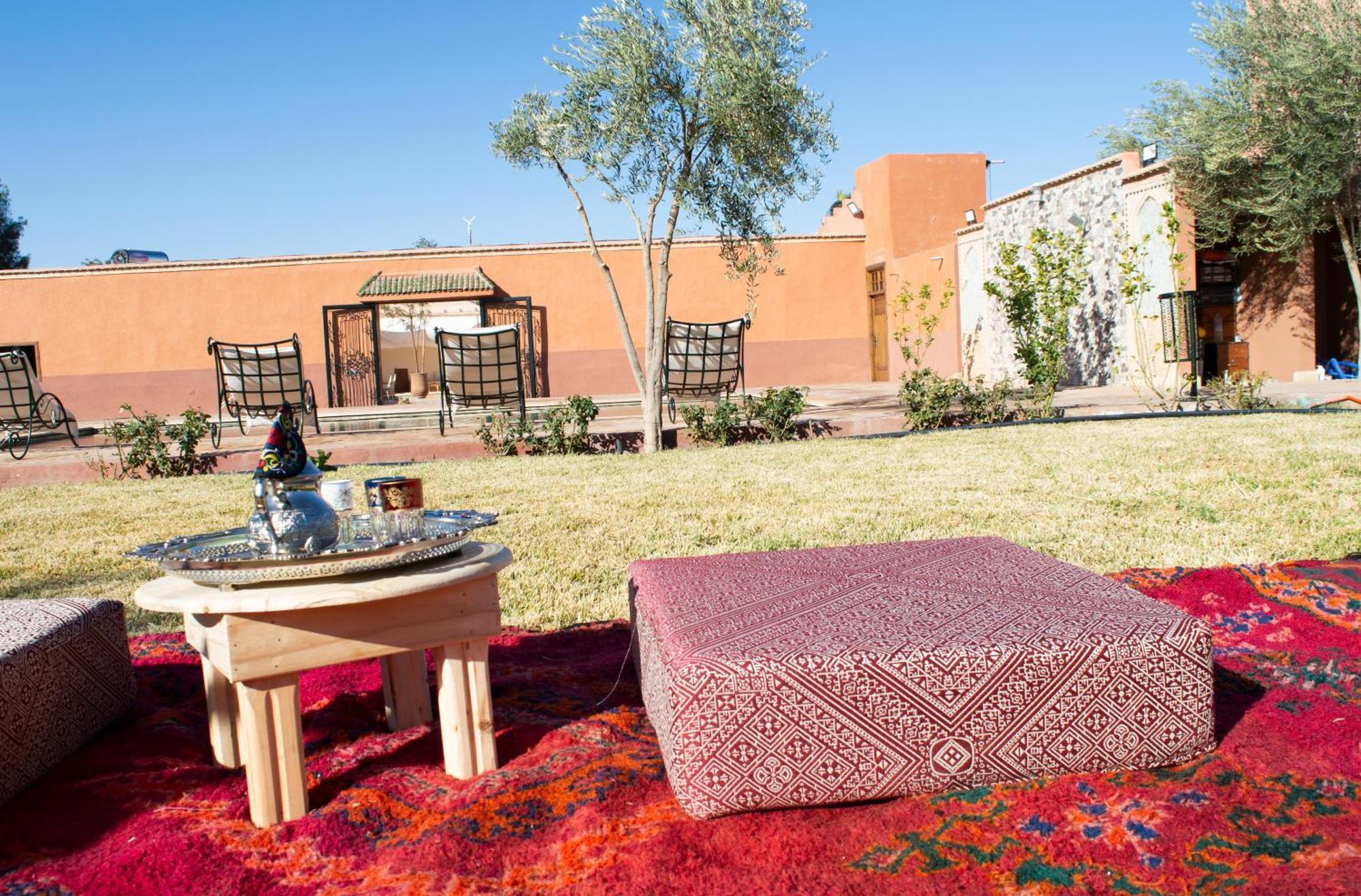 Ferme D'Hote Zomorroda Marrakesh Bagian luar foto