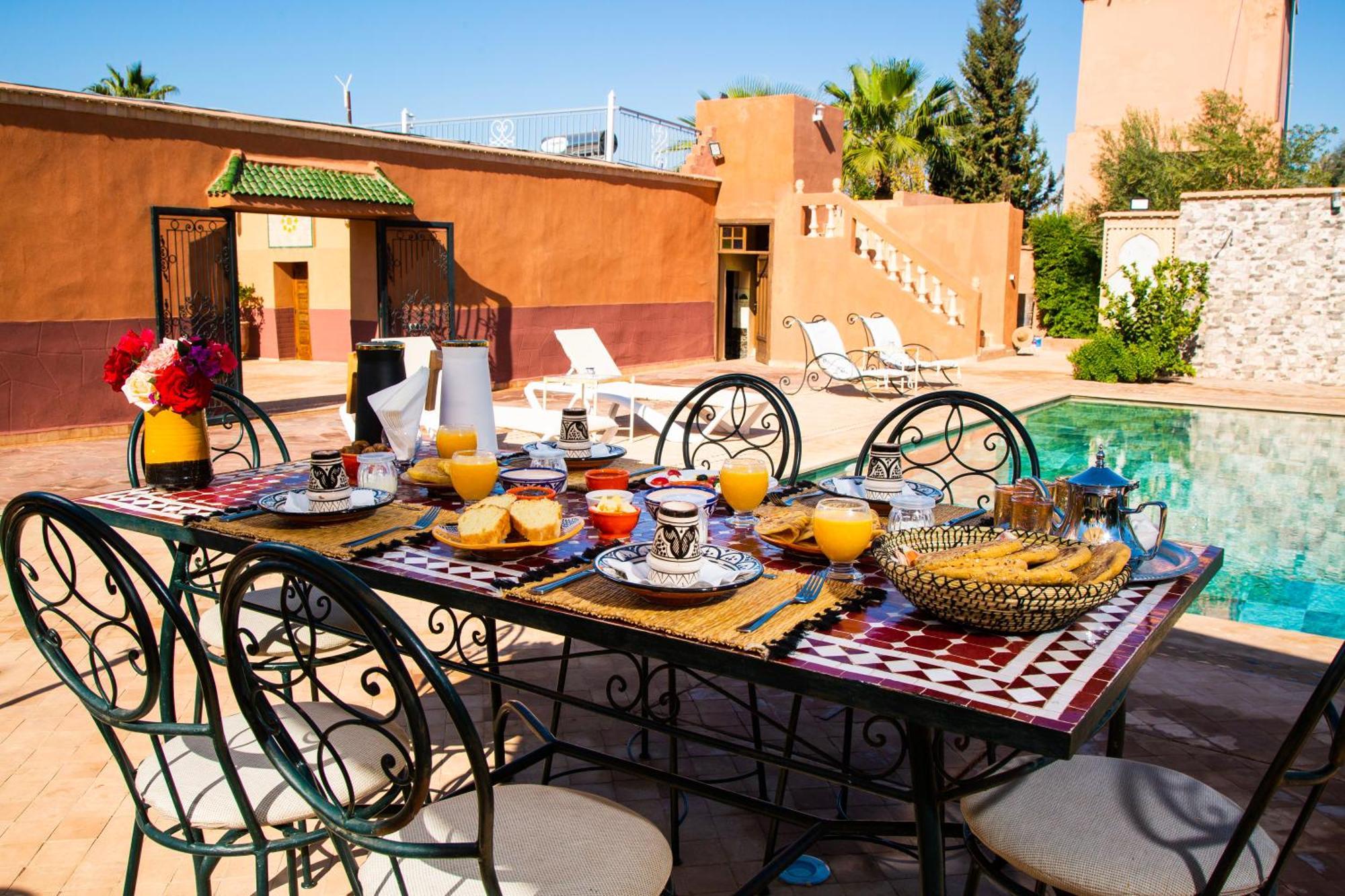 Ferme D'Hote Zomorroda Marrakesh Bagian luar foto