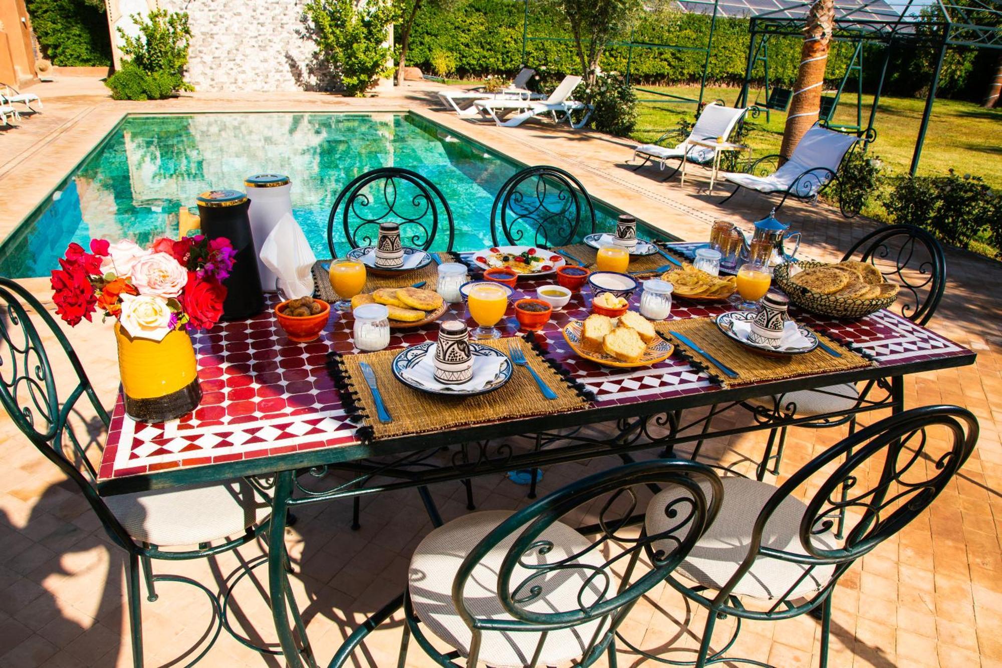 Ferme D'Hote Zomorroda Marrakesh Bagian luar foto